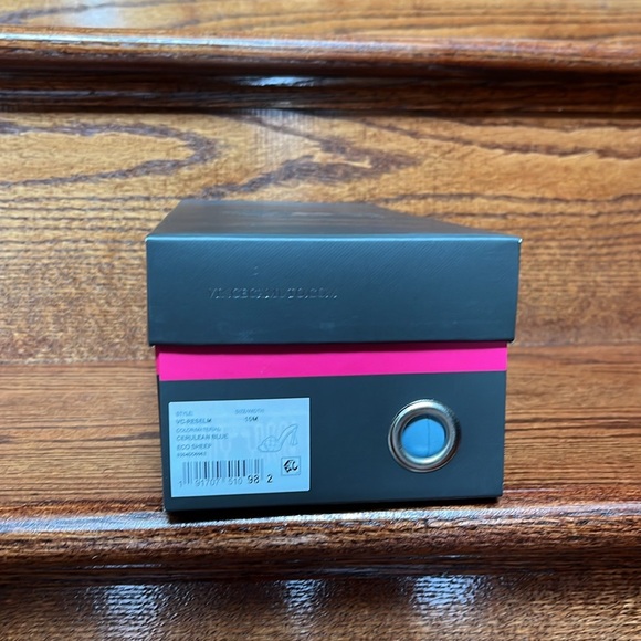 Vince Camuto Blue Reselm Quilted Strap Leather Square Toe Mule Sandal Size 10 - Picture 9 of 11